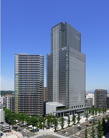仙台トラストタワー(写真内、右側のビル)