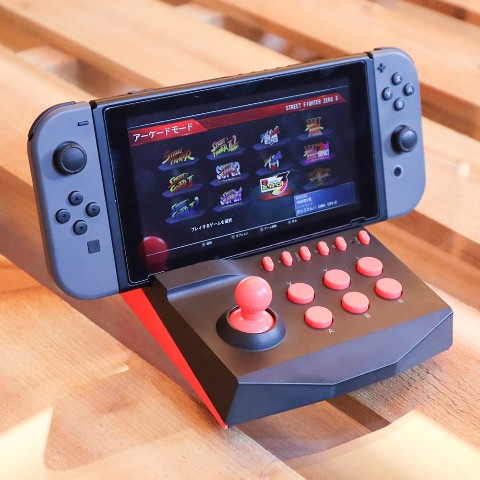 自宅がゲーセンに Switch 用充電スタンドにもなる アーケードコントローラー がヴィレヴァンオンラインに新登場 ヴィレッジヴァンガードのプレスリリース