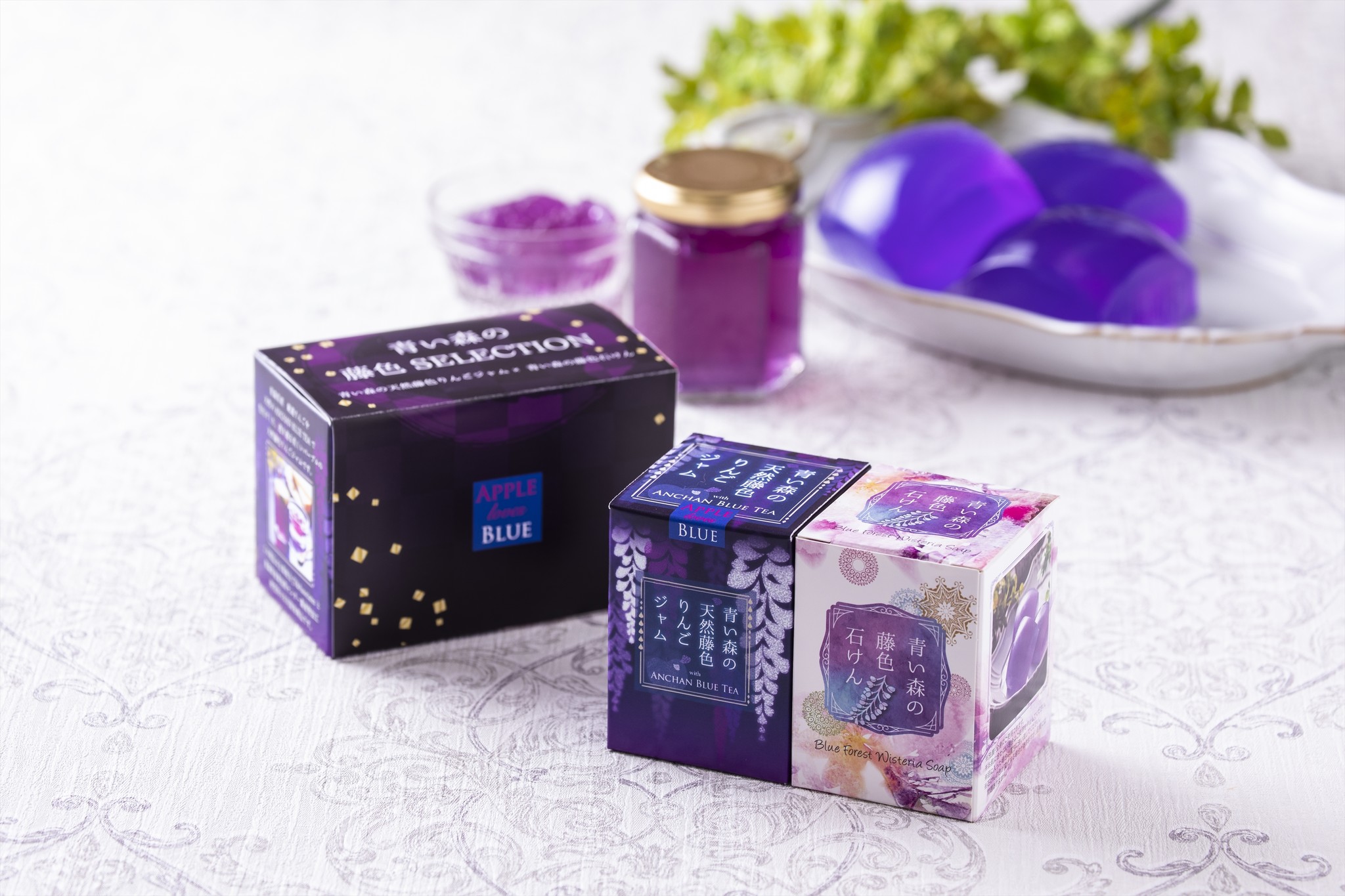 鬼も祓う 藤の花をイメージした美しい藤色ジャム 石けんがヴィレヴァンオンラインにて販売開始 ヴィレッジヴァンガードのプレスリリース 鬼も祓う 藤の花をイメージした美しい藤色ジャム 石けんがヴィレヴァンオンラインにて販売開始 ヴィレッジヴァンガードのプレスリリース