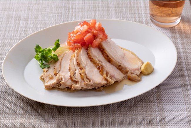 「しっとり鶏ロース」は表面を焼いてつけおくだけで完成 「しっとり鶏ロース」は表面を焼いてつけおくだけで完成