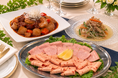 水俣のブランド豚「モンヴェールポーク」を夕食バイキングで。地元・モンヴェール農山の味わいを楽しむフェアを開催