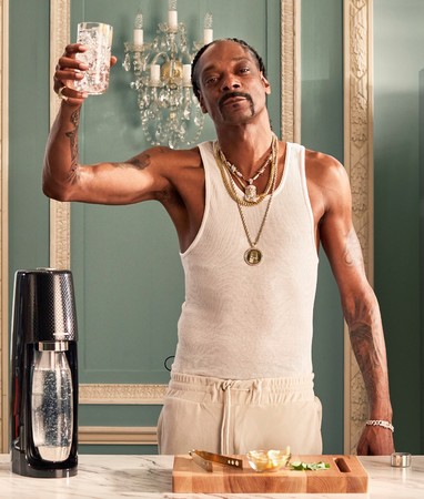 世界で最も有名なラッパーの一人Snoop Doggとの初コラボ！『ソーダ ...