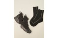 【emmi】Reebokと初のコラボレーション！不動の人気を誇るポンプフューリーを、オールブラックで別注！