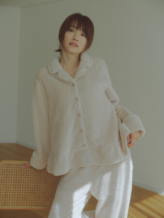 トップス・パンツ共にPBEG トップス・パンツ共にPBEG