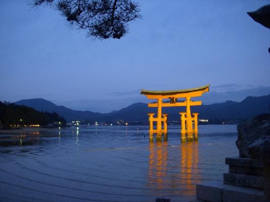 トリップアドバイザー「外国人に人気の日本の観光スポット2014」を発表