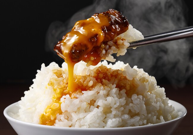 熟成厚切り月見カルビ　580円（税込638円）