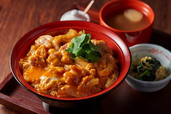 氷温熟成鶏の親子丼　1,000円 （税抜）