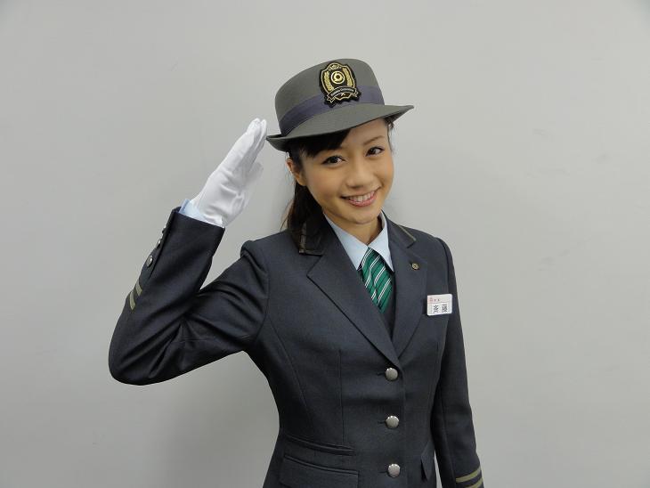 鉄道アイドル“斉藤雪乃”ファンイベント 団体専用列車『楽』で行く！【きんてつ鉄道まつり2012in塩浜】｜KNT