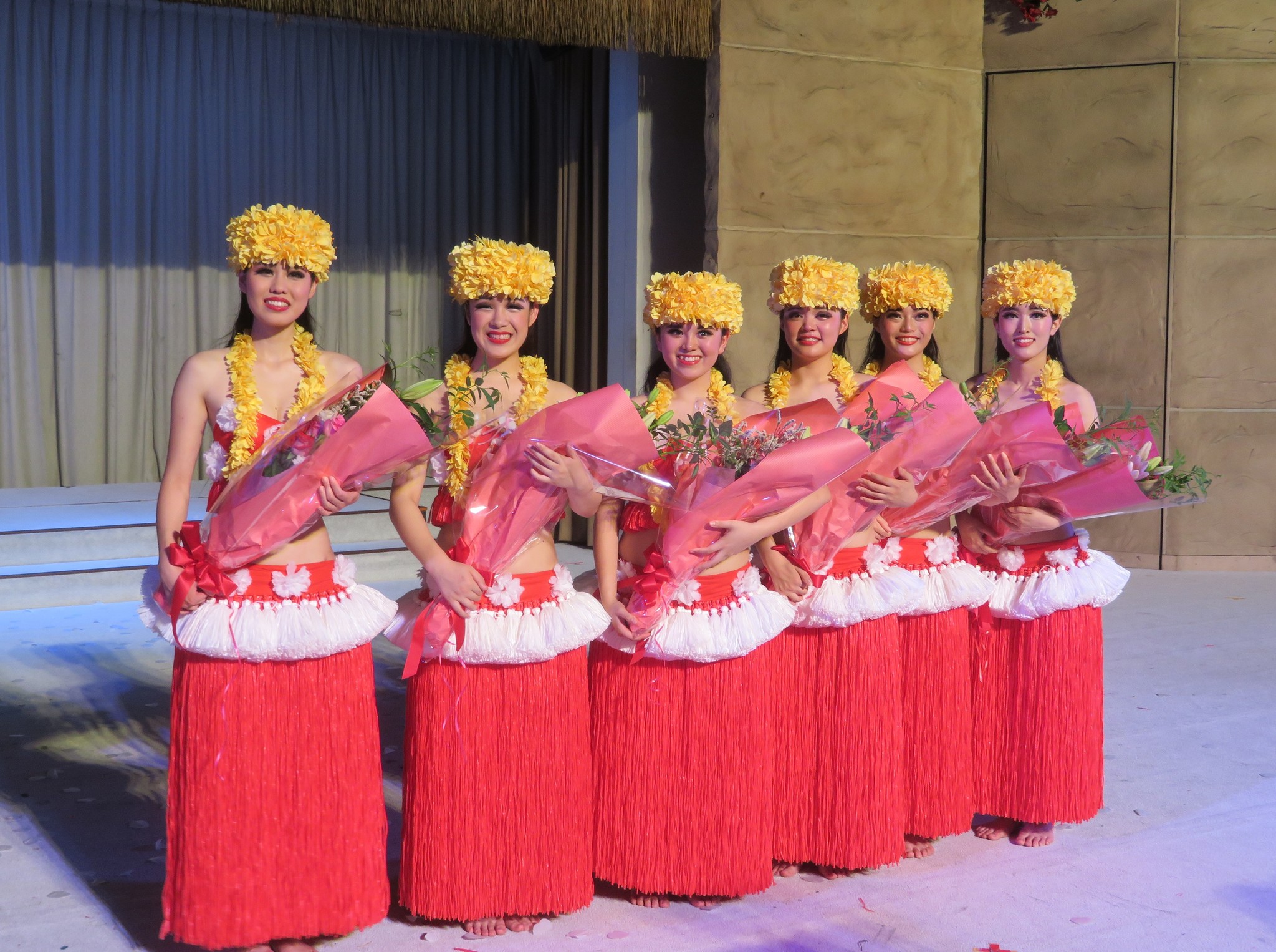 令和初のフラガールがステージデビュー 常磐興産株式会社のプレスリリース