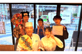 人気YouTuber「ブリとカワウソ」が恵比寿駅前寿司でコラボ企画を実施