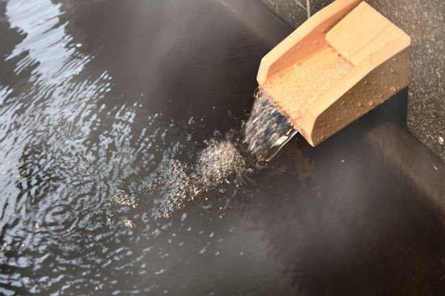 天然の温泉を楽しめるお部屋の露天風呂