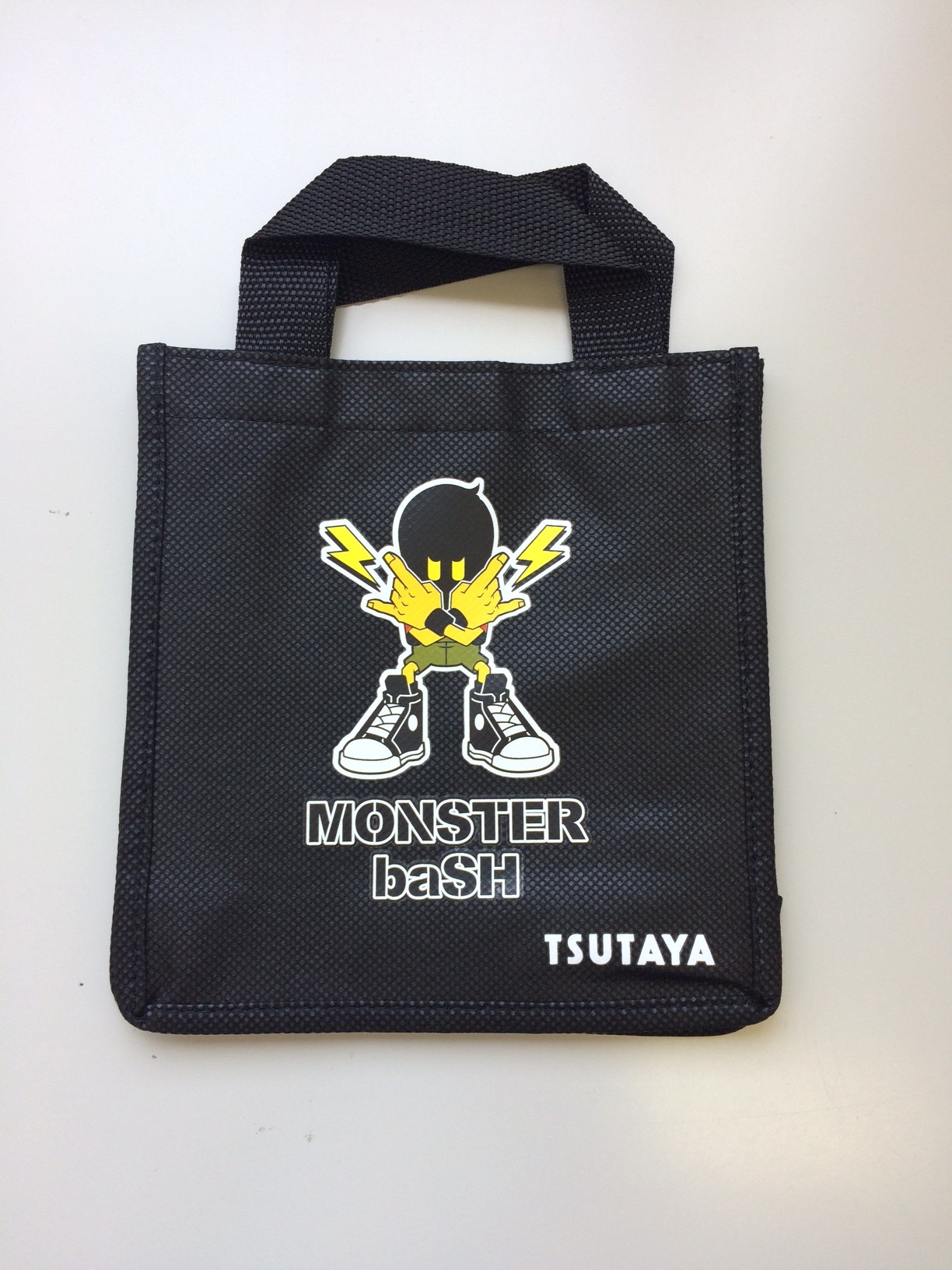 Monster Bash Tsutayaレンタル用マイバッグ 中四国限定の数量限定で販売決定 カルチュア コンビニエンス クラブ株式会社のプレスリリース
