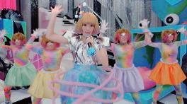 デビュー5 周年を迎えた きゃりーぱみゅぱみゅ Cm では初めて 犬と共演 同じく5 周年の ニッシンボー を唄い 踊る 日清紡ホールディングス株式会社のプレスリリース