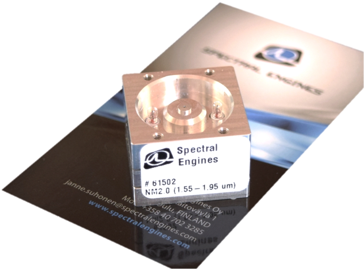 Spectral Engine 小型の近赤外分光器3種