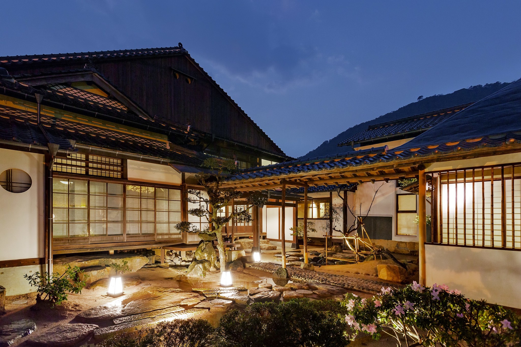 【ルアン 竹田城 城下町 ホテルEN】SUMMER TIME限定「TERRACE BAR」を8席限定でオープン