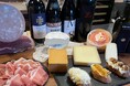 ワイン専門店winetime GiO、5周年を記念して「日替わり食べ放題」も楽しめるシルバーウィーク！厳選チーズ約10種、ハム・サラミ、シャインマスカットなど、9月12日から12日間限定