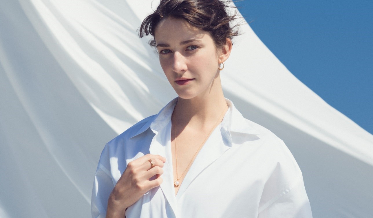 4 の原点である 水 をモチーフにした Noble Of Water より 軽やかな夏のパールコレクションが登場 ４ のプレスリリース