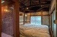 築70年の民家に残された巨大マットレスの上で、街と店を考える2日間。COMOCO、清澄白河で「BEDWEEN 04」を10月17日・18日に開催