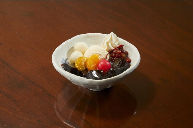 ■珈琲ゼリーぜんざい　４９９円(税込５４８円)