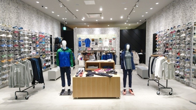 スニーカーを中心としたセレクトショップ Corners が16年9月16日 金 に京都 府初出店を含む近畿地方2店舗を同時グランドオープン 株式会社メガスポーツのプレスリリース