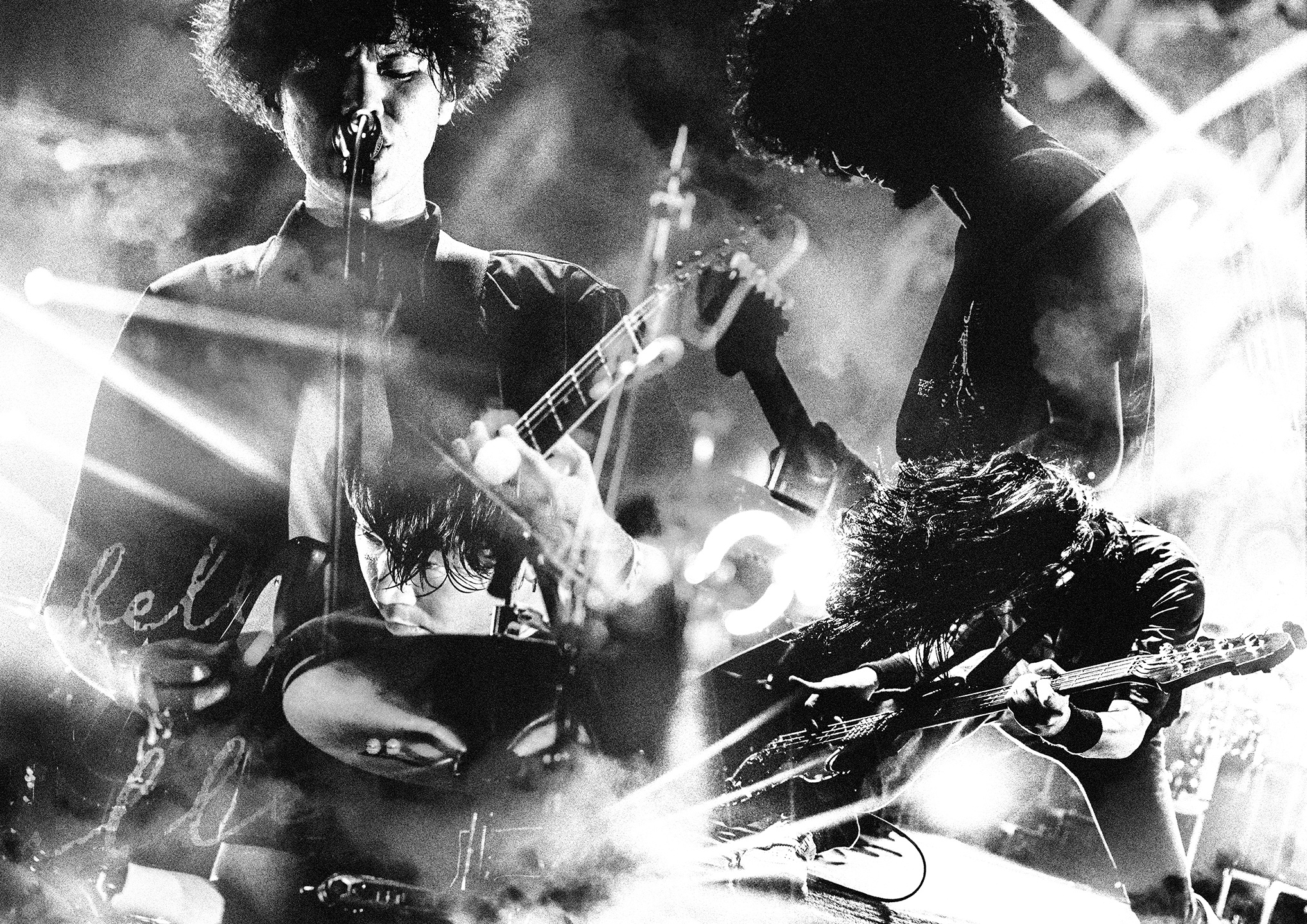 9mm Parabellum Bullet6月6日からのツアー「カオスの百年 TOUR 2020 ～CHAOSMOLOGY～」、内容を新たに二部構成で開催することを発表！  