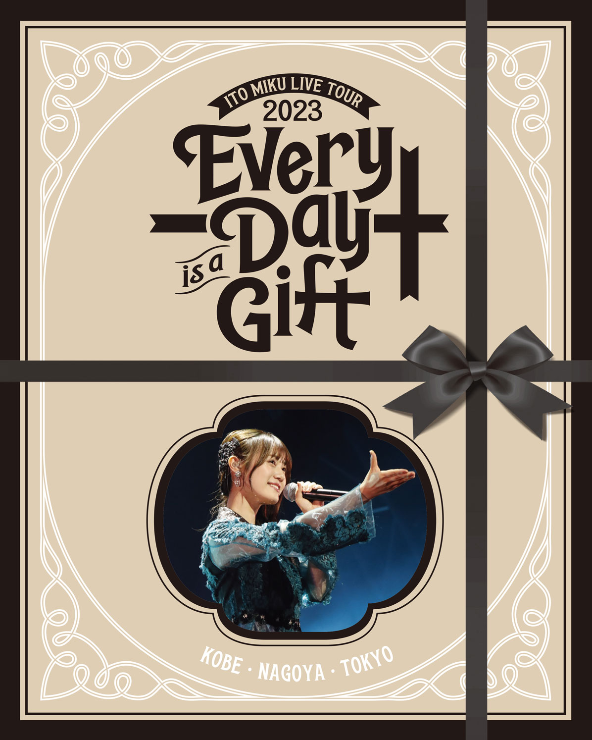 伊藤美来 Live Tour 2023「Every Day is a Gift」 Blu-ray ジャケ写