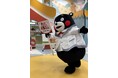 くまモンの聖地『くまモンスクエア』、来館者数450万人達成イベント開催！くまモンが世界中のファンに向けて、ダンス曲『かモン！くまモン！』の6ヶ国バージョンを披露。