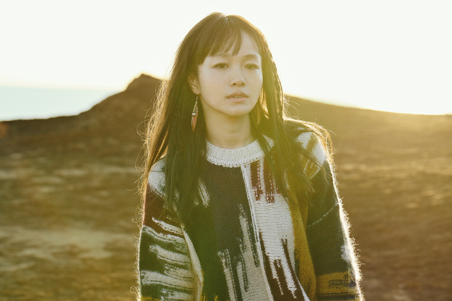 NakamuraEmi 新しいアーティスト写真と「2016.01.20 → 2020.02.05」というタイトルの動画を公開