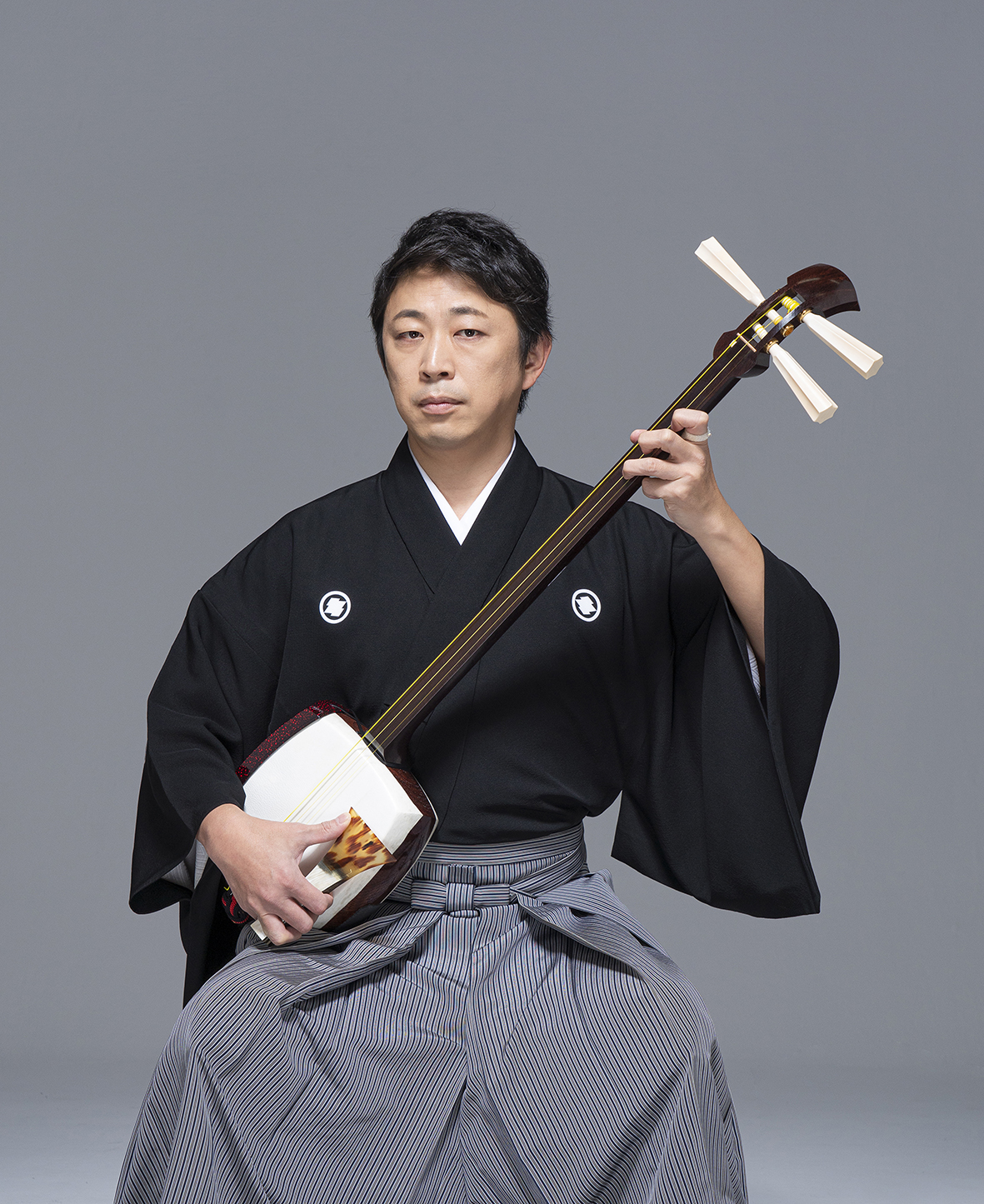 上妻宏光、2020年ソロデビュー20周年イヤー突入！“伝統と革新”をテーマに２作同時発売！