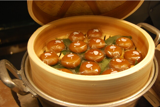 温かい蒸し饅頭はいかが？