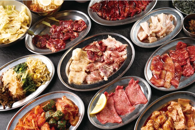 ホルモン堪能!ふたご盛りでぷりぷりお手軽コース 4,980円(税込) ※3名様イメージです。 ホルモン堪能!ふたご盛りでぷりぷりお手軽コース 4,980円(税込) ※3名様イメージです。