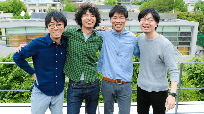 左から創業者：大湯、代表取締役社長：北吉、取締役：田村、創業者：島田