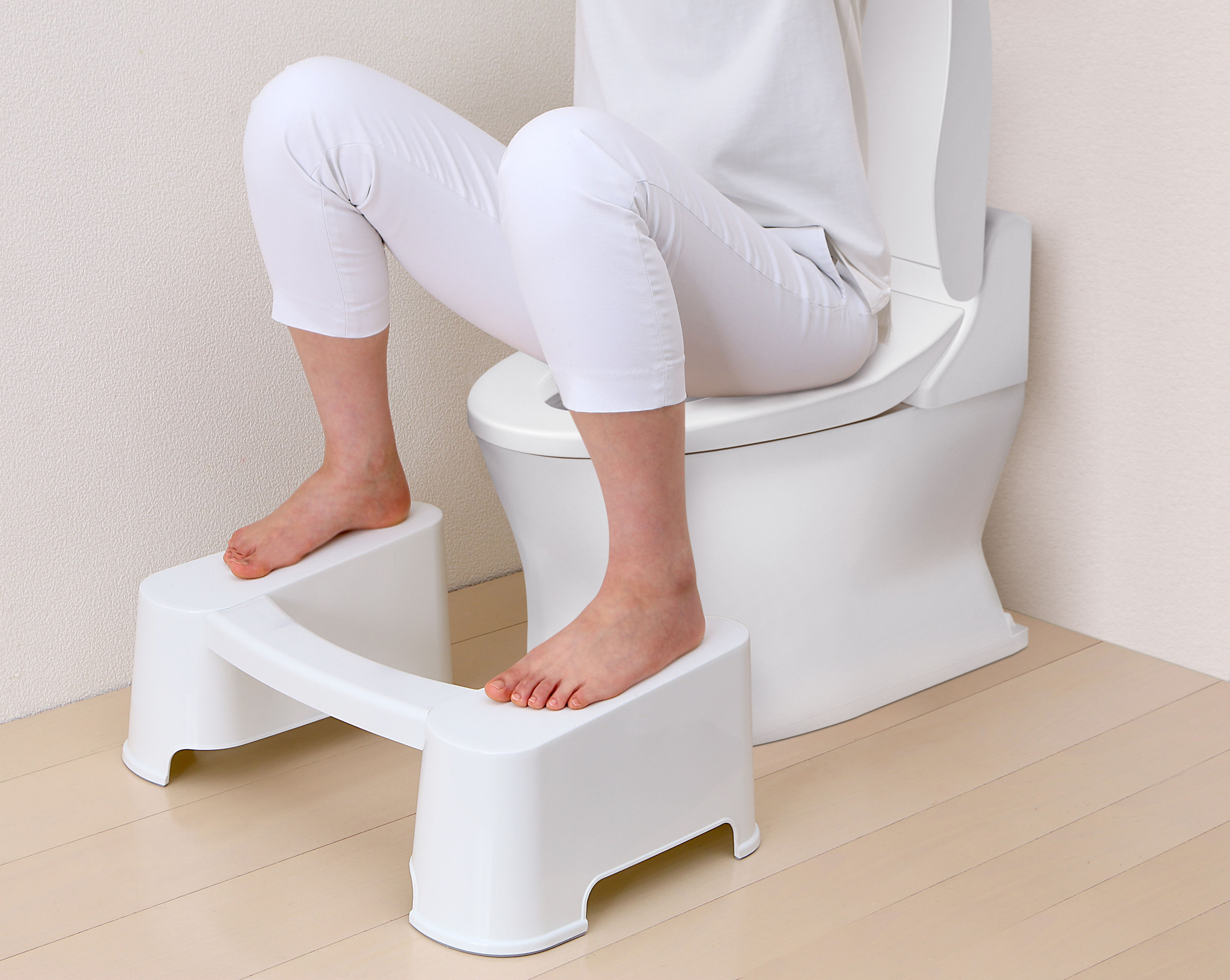 トイレの悩みを解決 理想的な姿勢でお通じをサポート 新商品 トイレスムーズ を発売 アイリスオーヤマ株式会社のプレスリリース