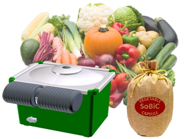 本年５月末から販売を開始した家庭用自動栽培システム「SoBiCオーガニック プランター」 背景の野菜はイメージ画像です。右下の「野菜カプセル」の生産・製品化を「チャレンジ国分」に委託しています。