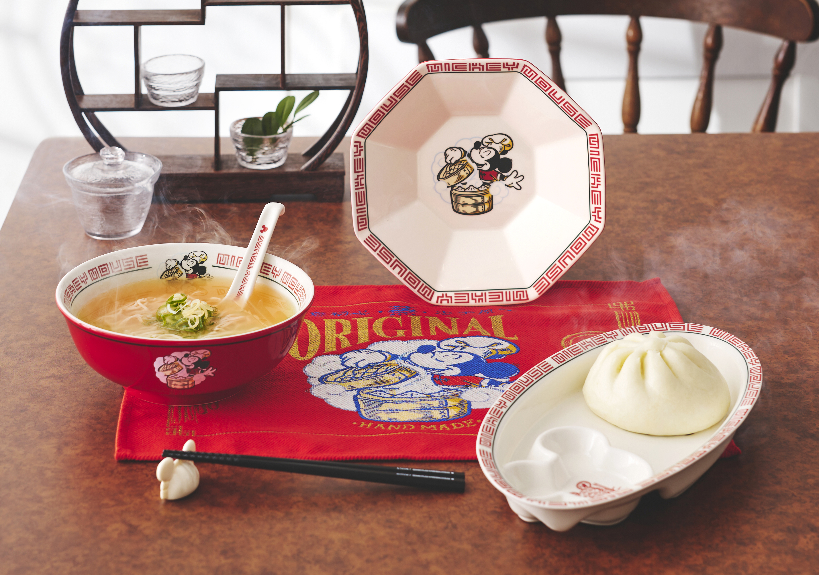 レトロかわいいチャイナ風テーブルウェアでおしゃれにおうち中華