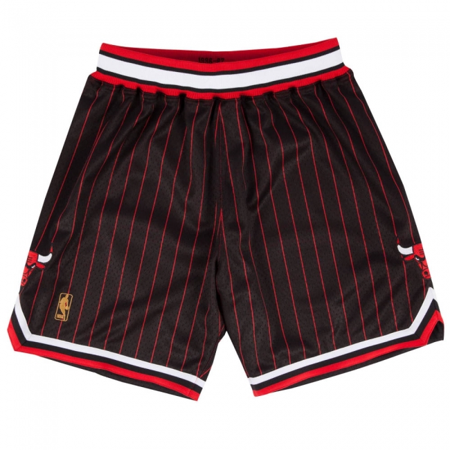 NBA 人気のハーフパンツが新入荷！新旧モデルが勢揃い！ | 株式