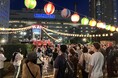 都会の夜景と提灯が重なる1978年から40年以上続く池袋の夏の風物詩「第47回 サンシャインシティ納涼盆踊り大会」*7月30日（木）～8月1日（土）19:00～21:15*