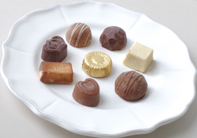 ブシャールベルギーチョコレートコレクション18個入り（2,159円）成城石井