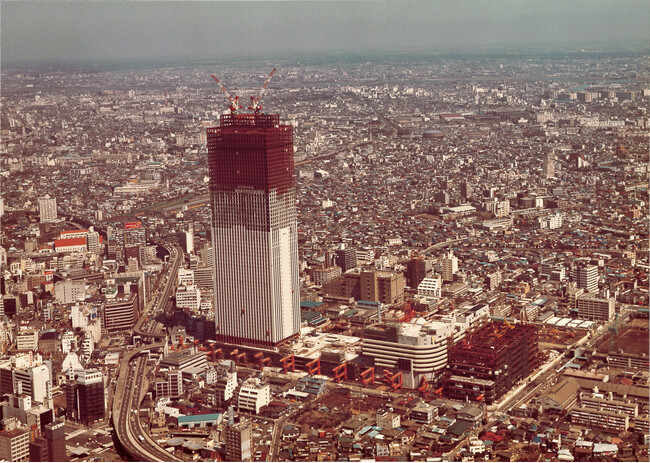 1977年 建設途中のサンシャインシティ