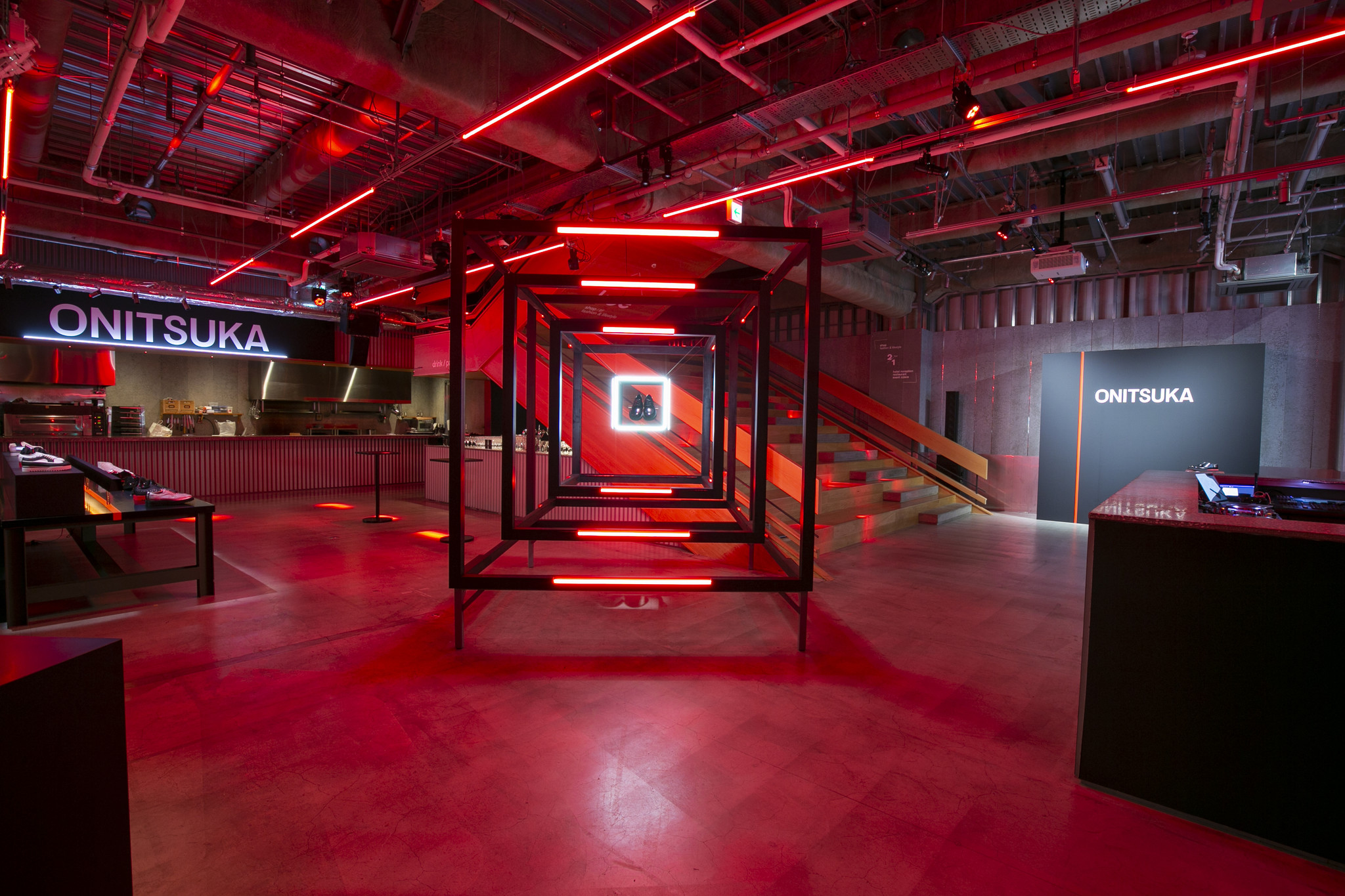 onitsuka festival mall