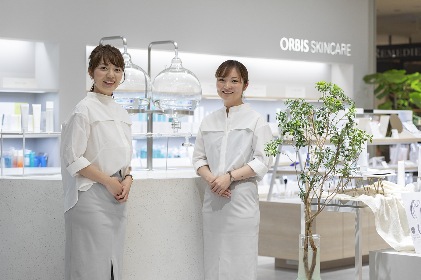 オンライン上でビューティアドバイザーによる接客を受け ...
