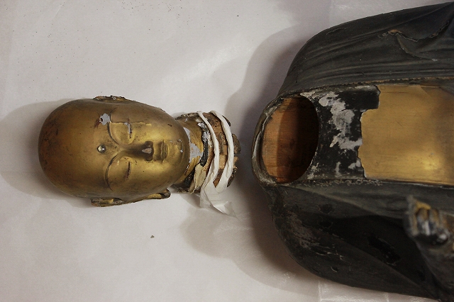 地蔵菩薩像の損傷