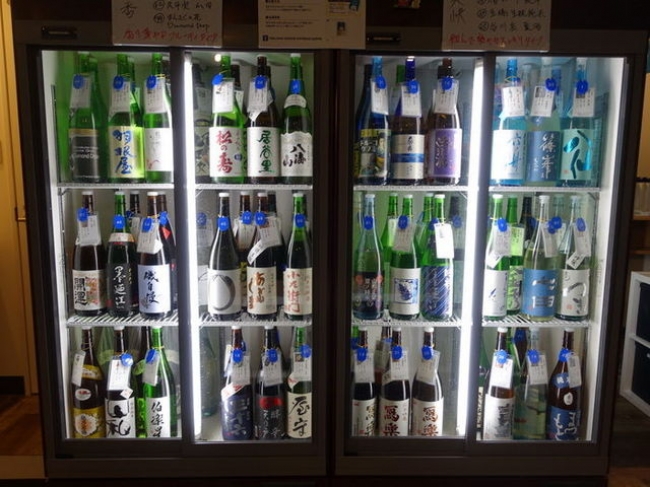「SAKEおかわり」の日本酒クーラー。※当日はキャッシュオンになります