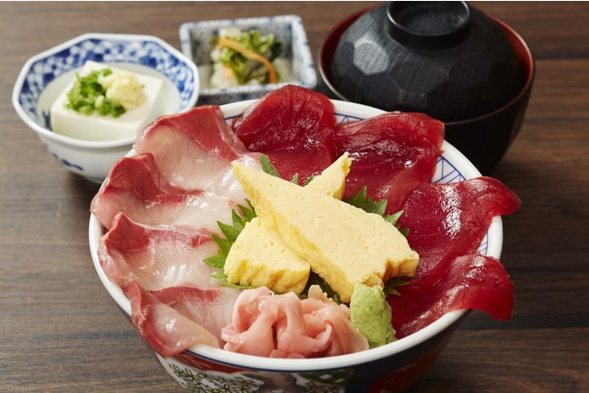 焼津ミナミマグロと鰤の二色丼 　　 950円（税込）