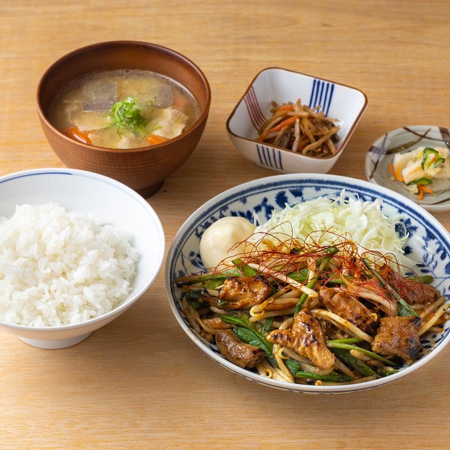 豚の生姜焼き定食　990円