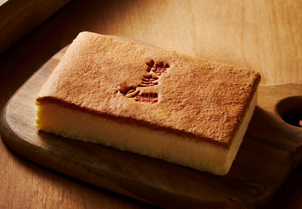九州産のこだわり素材を使用した 木枠でじっくり焼き上げたチーズケーキ 福岡空港限定発売 モロゾフ株式会社のプレスリリース