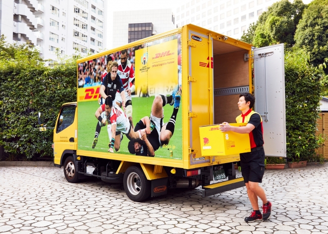 ラグビーワールドカップ2019特別ペイント車での集配業務