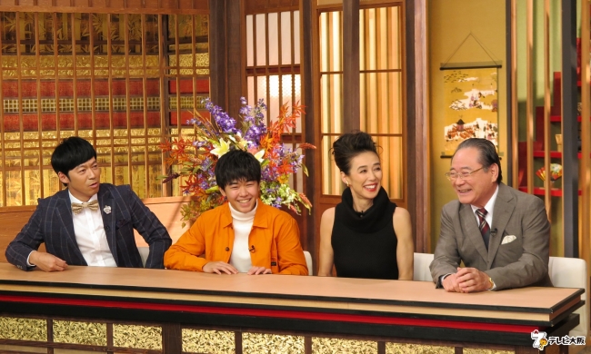 （左から）東貴博、鈴木福、萬田久子、前田吟
