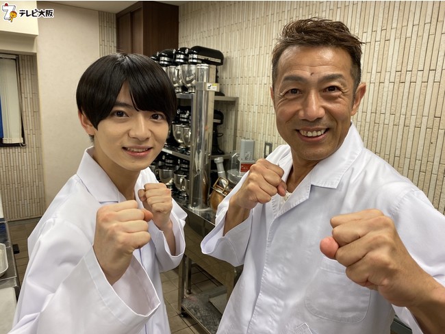 左から）西村拓哉（Lil かんさい／関西ジャニーズJr.）、森脇健児