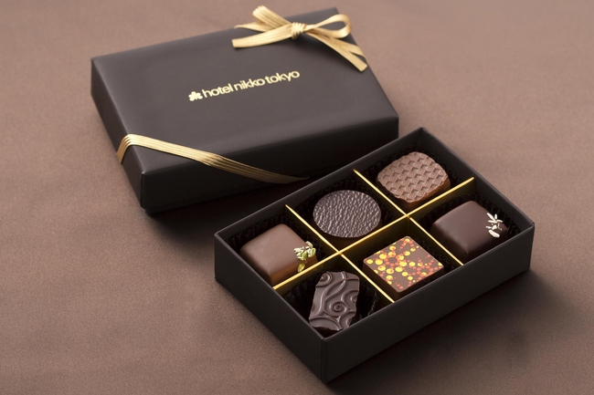 ホテル日航東京】バレンタインに甘くとろけるチョコレートの魔法 
